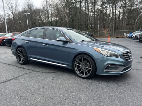 Used 2015 Hyundai Sonata Sport w/ Option Group 03 image 2