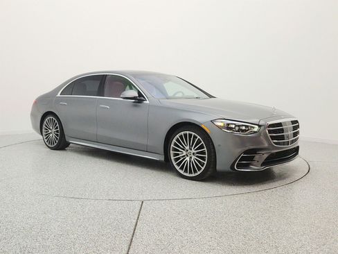 Certified 2023 Mercedes-Benz S 580 4MATIC Sedan image 3