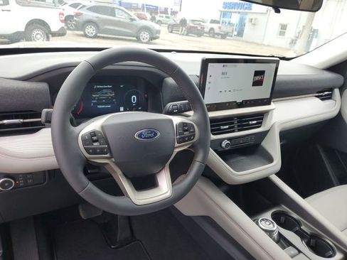 New 2026 Ford Explorer Active w/ Active Comfort Package image 16
