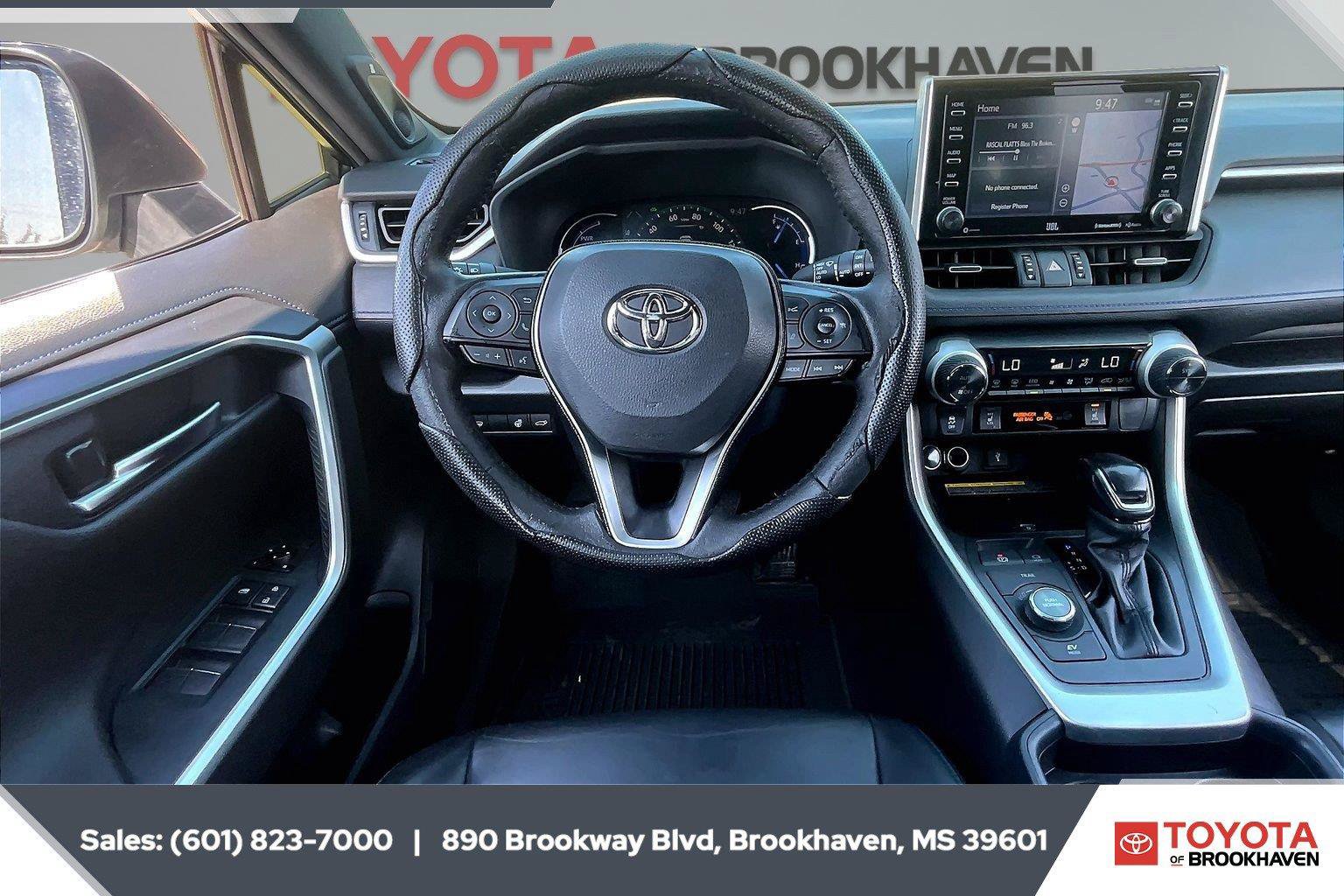 Used 2020 Toyota RAV4 XSE AWD/4WD image 5