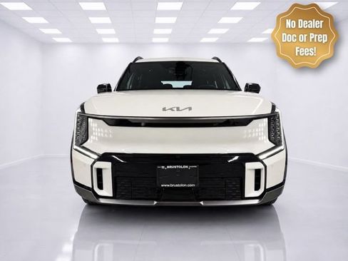 Used 2024 Kia EV9 GT-Line AWD/4WD image 2
