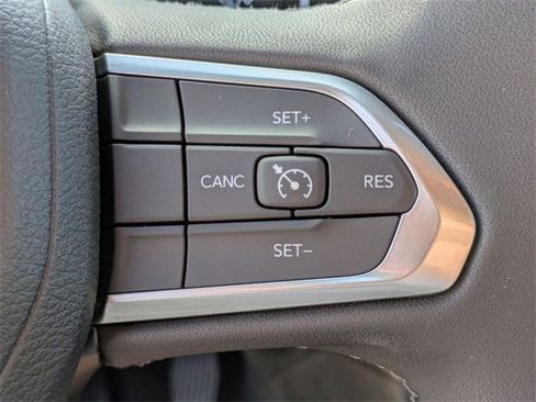 New 2026 Jeep Compass Latitude image 21