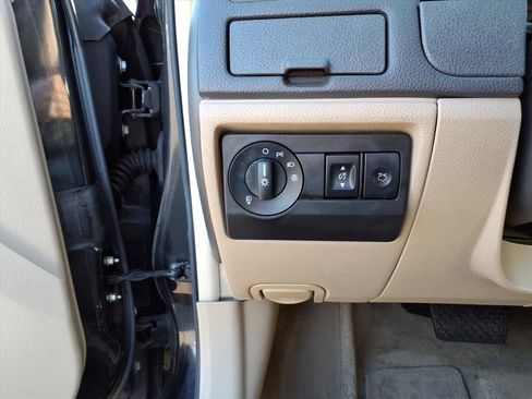 Used 2010 Ford Fusion SEL image 13