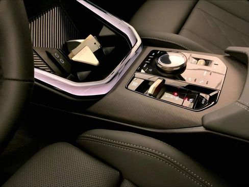 Used 2025 BMW X3 xDrive30i w/ Premium Package image 22