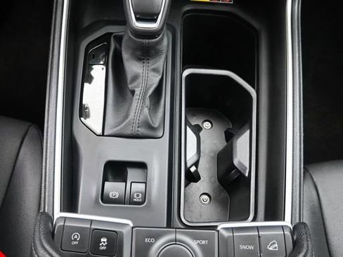 Used 2025 Toyota Grand Highlander AWD image 21