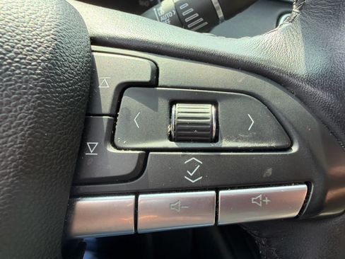 Used 2021 Cadillac XT4 Premium Luxury FWD image 20