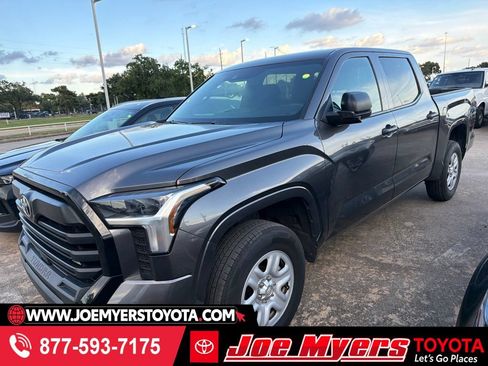 Used 2025 Toyota Tundra SR AWD/4WD image 1