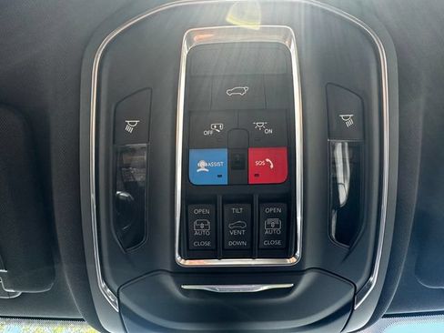 New 2026 Jeep Grand Cherokee Limited AWD/4WD image 44