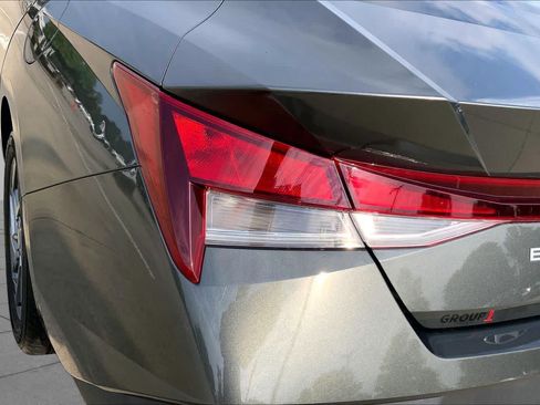Used 2024 Hyundai Elantra SEL FWD image 26
