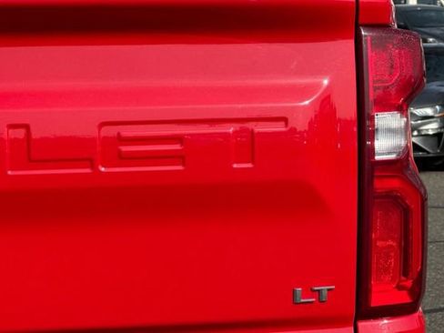 Used 2021 Chevrolet Silverado 1500 LT Trail Boss image 50