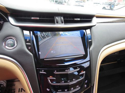 Used 2013 Cadillac XTS Luxury w/ Driver Awareness Package FWD image 31