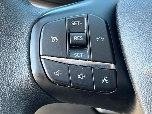 Used 2025 Ford Escape Active AWD/4WD image 24
