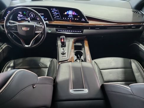 Used 2022 Cadillac Escalade ESV Premium Luxury w/ Performance Package image 12