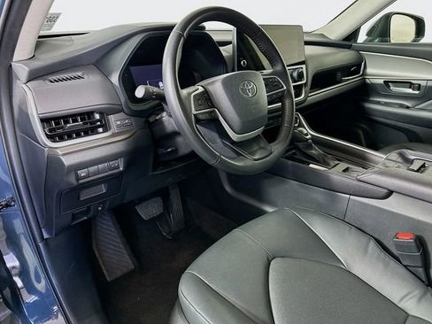 Certified 2025 Toyota Grand Highlander XLE image 10