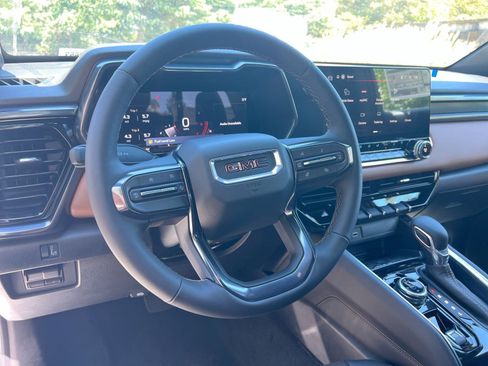 New 2026 GMC Canyon AT4 w/ Technology Plus Package image 15