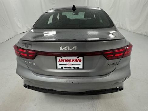 Used 2024 Kia Forte GT-Line w/ GT-Line Premium Package FWD image 4