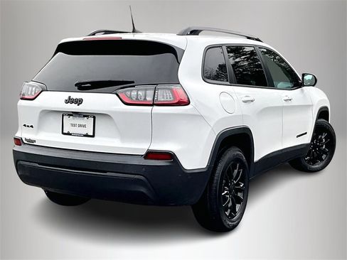 Used 2023 Jeep Cherokee Altitude Lux image 5