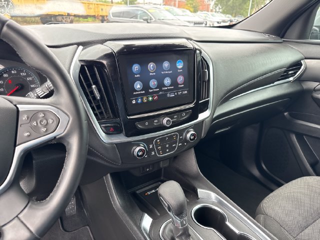 Used 2023 Chevrolet Traverse LT AWD/4WD image 18