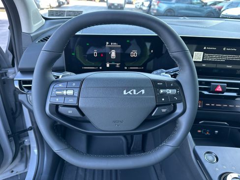 New 2026 Kia Sportage S image 36