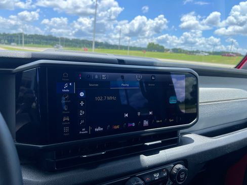 Used 2025 Jeep Wrangler Unlimited Sport S 4xe AWD/4WD image 23