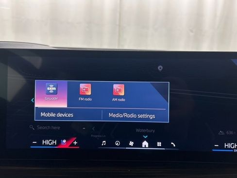 Used 2024 BMW X7 xDrive40i w/ M Sport Package image 12