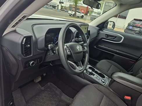 Used 2023 Ford Bronco Sport AWD/4WD image 11