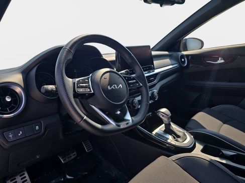Used 2023 Kia Forte GT-Line w/ GT-Line Premium Package FWD image 18