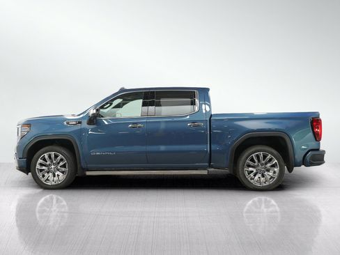 Used 2025 GMC Sierra 1500 Denali w/ Denali Reserve Package AWD/4WD image 2