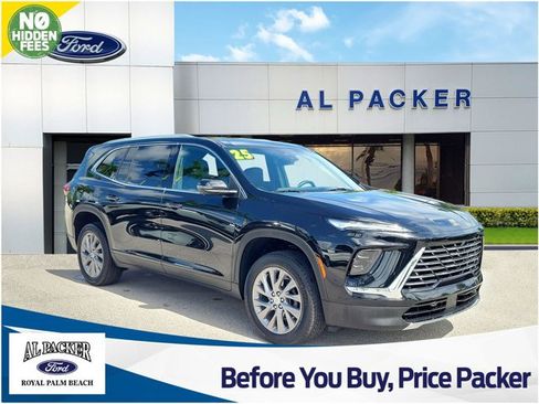 Used 2025 Buick Enclave Preferred FWD image 1
