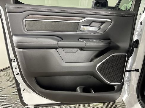 New 2026 RAM 1500 Laramie AWD/4WD image 19