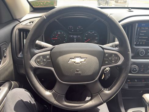 Used 2022 Chevrolet Colorado LT w/ Fleet Safety Package RWD image 20