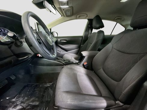 Used 2021 Toyota Corolla LE FWD image 21