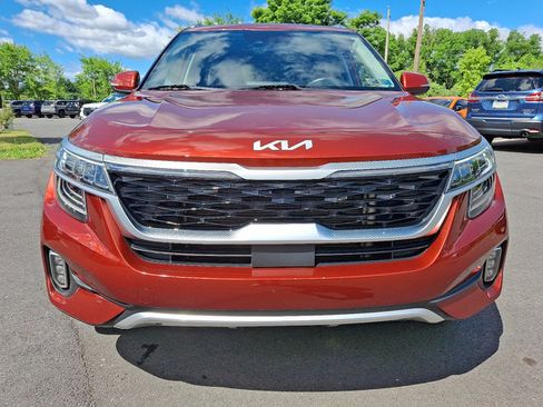 Used 2022 Kia Seltos SX AWD/4WD image 2