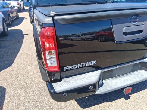 Used 2015 Nissan Frontier PRO-4X AWD/4WD image 15