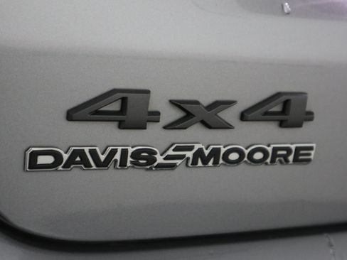 Used 2023 Jeep Compass Trailhawk AWD/4WD image 36
