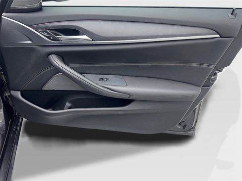 Used 2022 BMW 530i w/ Premium Package image 48