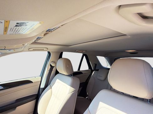 Used 2018 Mercedes-Benz GLE 350 image 27