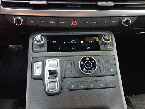 Used 2025 Hyundai Palisade Calligraphy AWD/4WD image 16