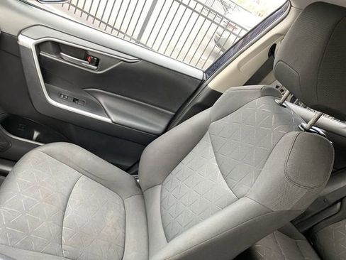 Certified 2021 Toyota RAV4 XLE image 29