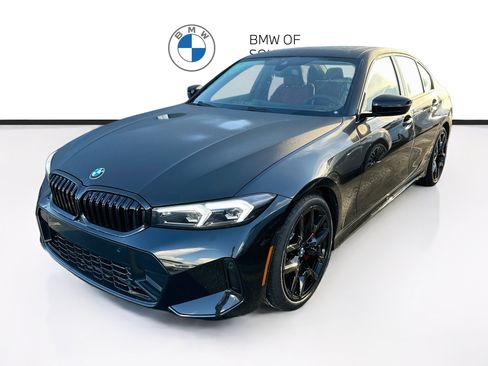 New 2026 BMW 330i Sedan w/ M Sport Package RWD image 3