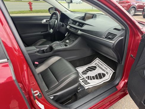 Used 2012 Lexus CT 200h Premium w/ Premium Audio Pkg FWD image 15