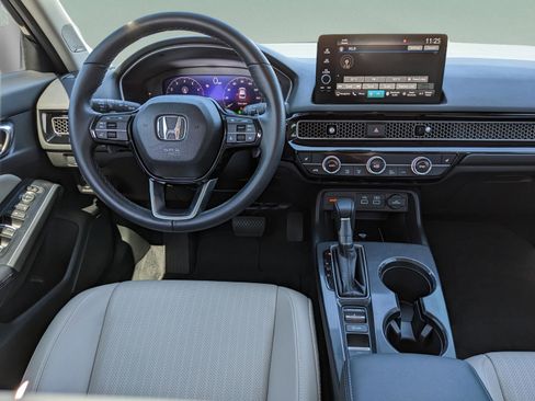 Used 2022 Honda Civic Touring image 19