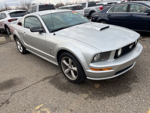 Used 2009 Ford Mustang GT image 17