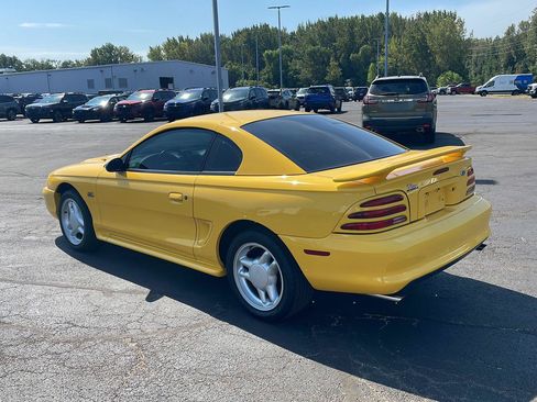 Used 1995 Ford Mustang GT RWD image 3