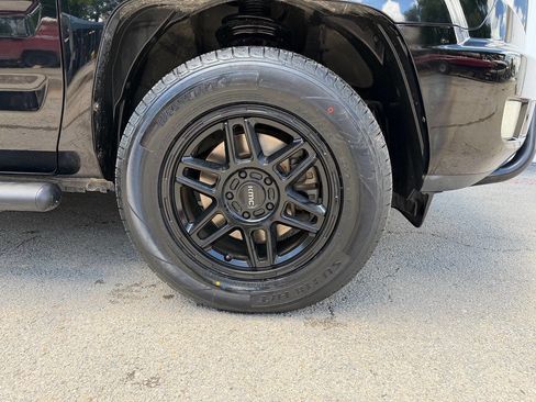 Used 2014 Honda Ridgeline SE image 36