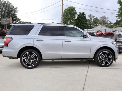 Used 2020 Ford Expedition Limited w/ Special Edition Package RWD image 8