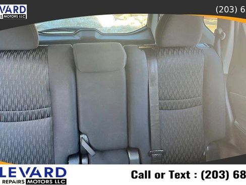 Used 2017 Nissan Rogue SV w/ SV Premium Package image 22