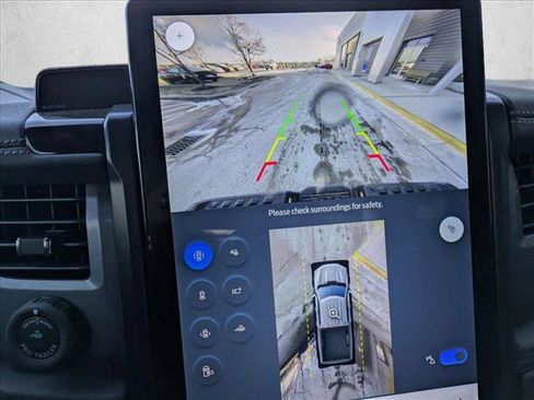 Used 2025 Ford F150 Lightning Flash image 14