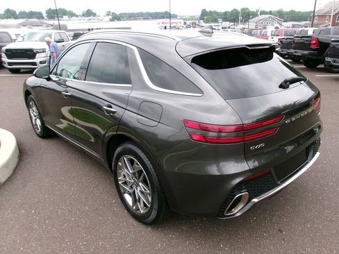 Used 2025 Genesis GV70 2.5T AWD/4WD image 4