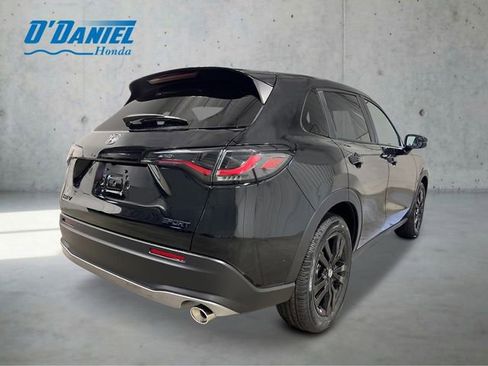 New 2027 Honda HR-V Sport image 7